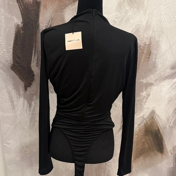 Superdown Black Cut-Out Bodysuit with Gold Accents - Picture 3 of 3